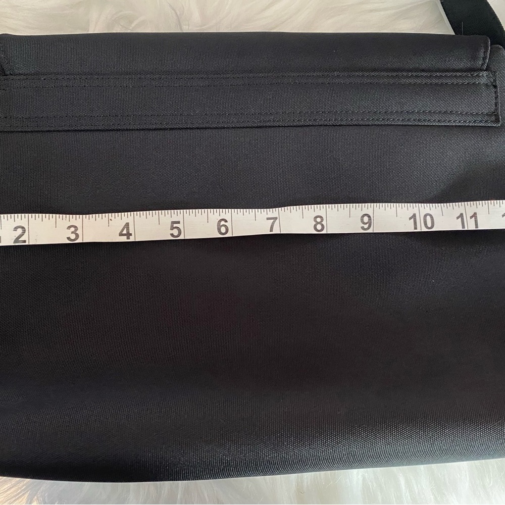 Anne Klein Shoulder Bag - Picture 2 of 7